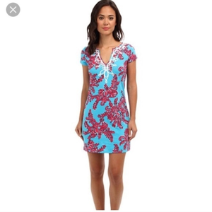 ✨💓Beautiful Lilly Pulitzer Brewster dress. Size~XS. Blue and pink!💓